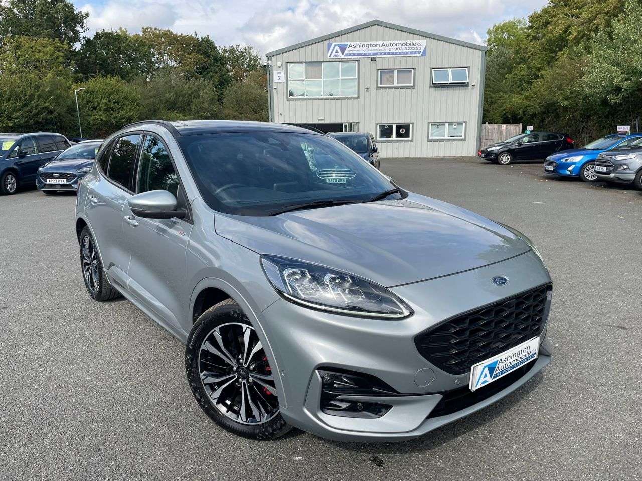 A 2023 FORD KUGA 2.5H ST LINE X EDITION HYBRID AUTOMATIC 190 A 2023 FORD KUGA 2.5H ST LINE X EDITION HYBRID AUTOMATIC 190