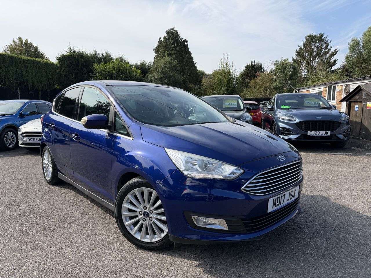A 2017 FORD C-MAX 1.0 TITANIUM 125 A 2017 FORD C-MAX 1.0 TITANIUM 125