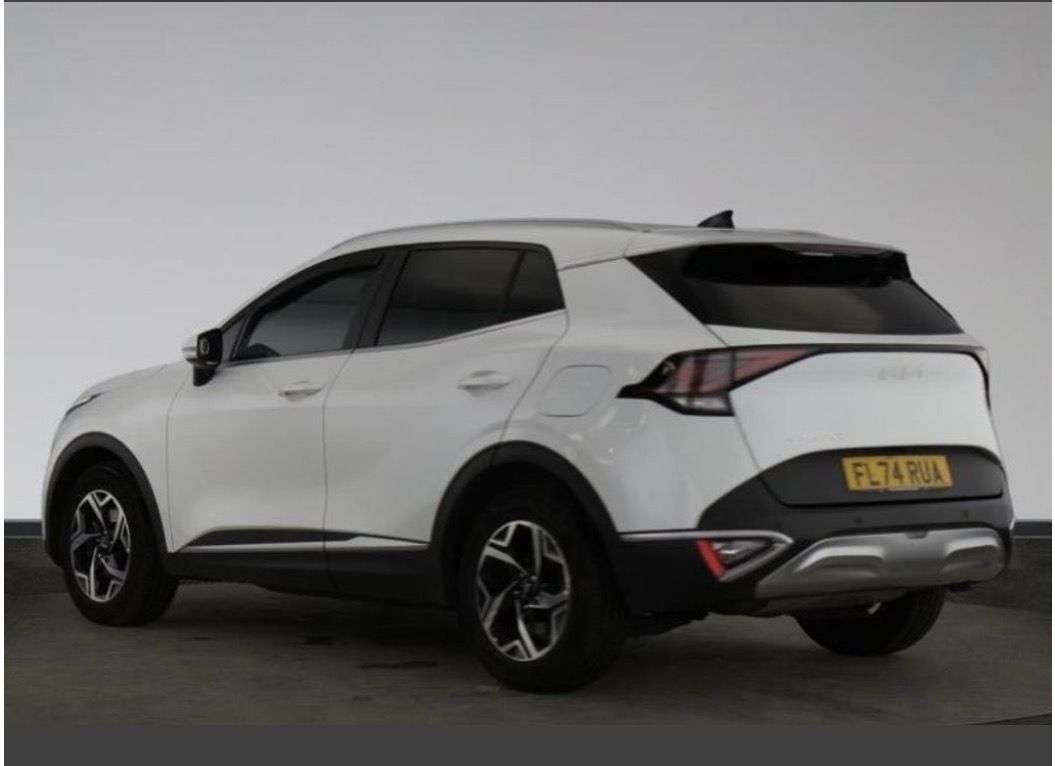 A 2024 KIA SPORTAGE 1.6 T-GDi MHEV 2 SUV 5dr Petrol Hybrid Manual Euro 6 (s/s) (157 bhp) A 2024 KIA SPORTAGE 1.6 T-GDi MHEV 2 SUV 5dr Petrol Hybrid Manual Euro 6 (s/s) (157 bhp)