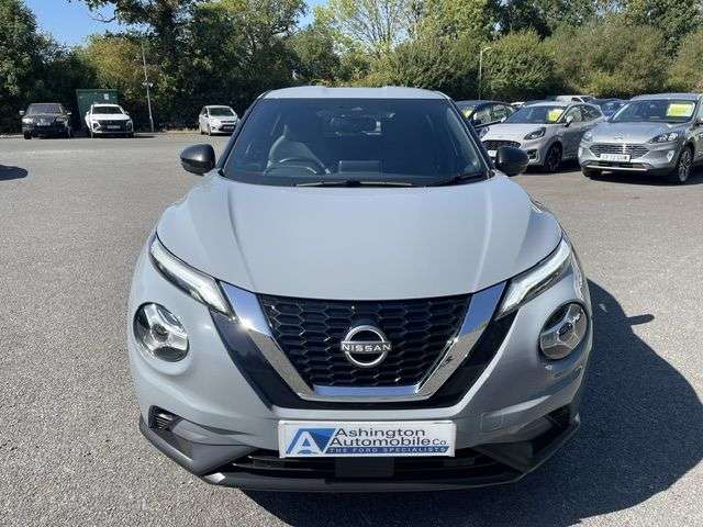 A 2024 NISSAN JUKE 1.0 DIG-T N-CONNECTA AUTOMATIC A 2024 NISSAN JUKE 1.0 DIG-T N-CONNECTA AUTOMATIC