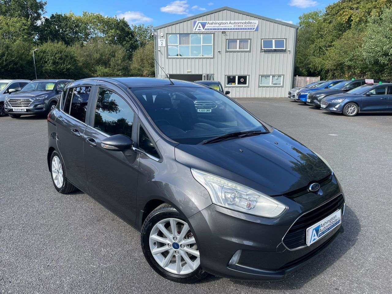 A 2017 FORD B-MAX 1.0 TITANIUM NAVIGATOR 100 A 2017 FORD B-MAX 1.0 TITANIUM NAVIGATOR 100