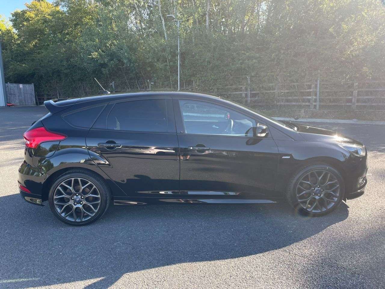 A 2018 FORD FOCUS 1.0 ST LINE 140 A 2018 FORD FOCUS 1.0 ST LINE 140