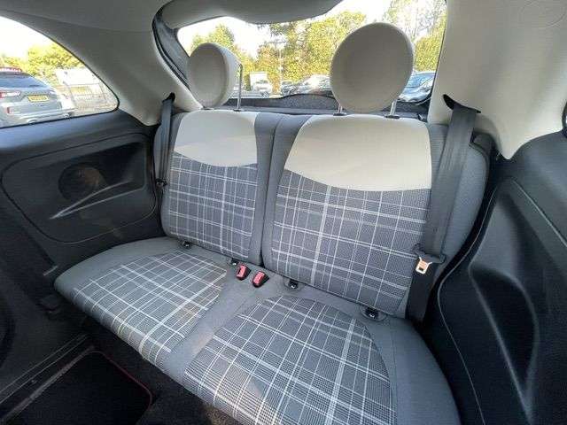2018 FIAT 500 2018 FIAT 500