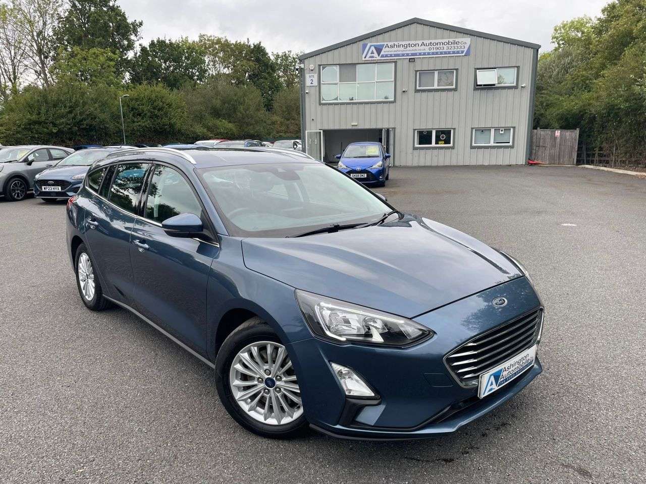 A 2021 FORD FOCUS TITANIUM EDITION A 2021 FORD FOCUS TITANIUM EDITION