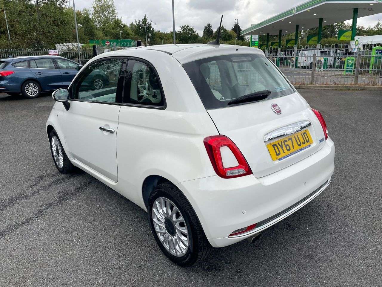 2017 FIAT 500 2017 FIAT 500