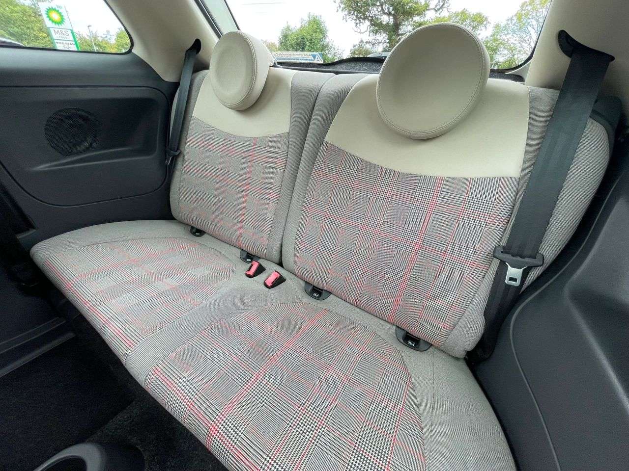 2017 FIAT 500 2017 FIAT 500