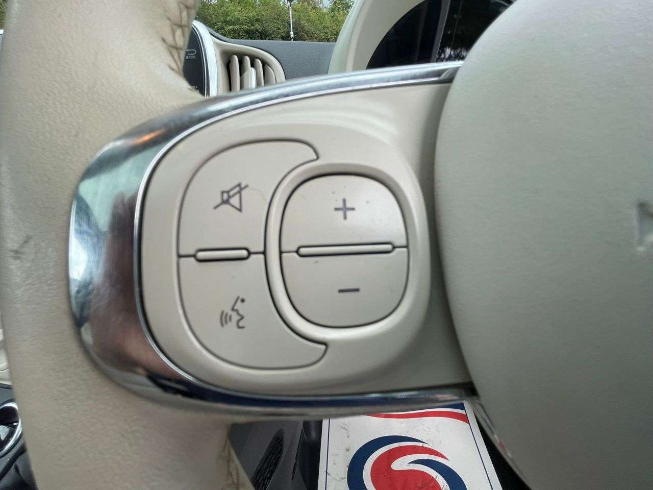 2017 FIAT 500 2017 FIAT 500