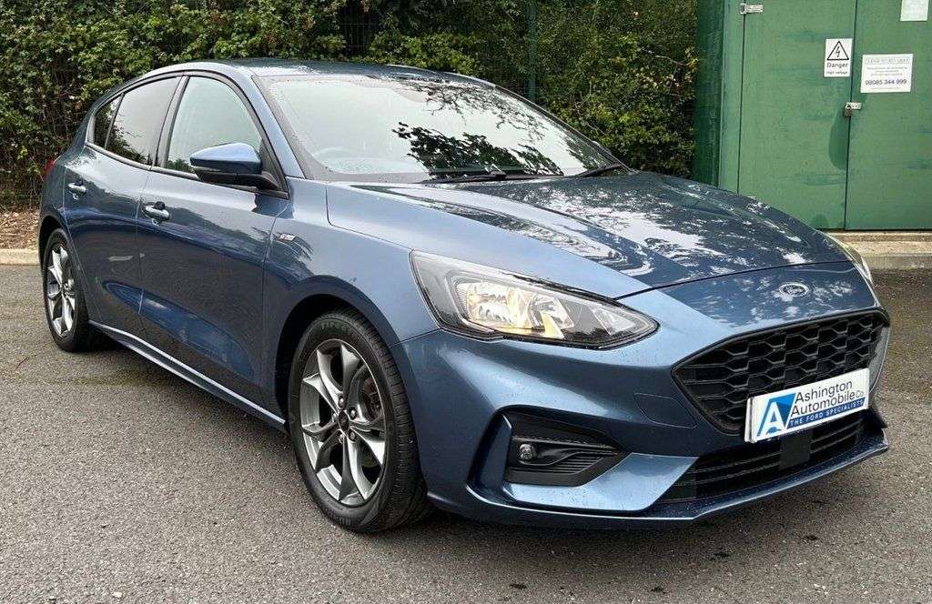 A 2019 FORD FOCUS 1.0 ST LINE X 125 A 2019 FORD FOCUS 1.0 ST LINE X 125
