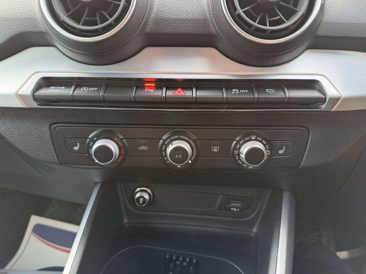 2020 AUDI Q2 2020 AUDI Q2
