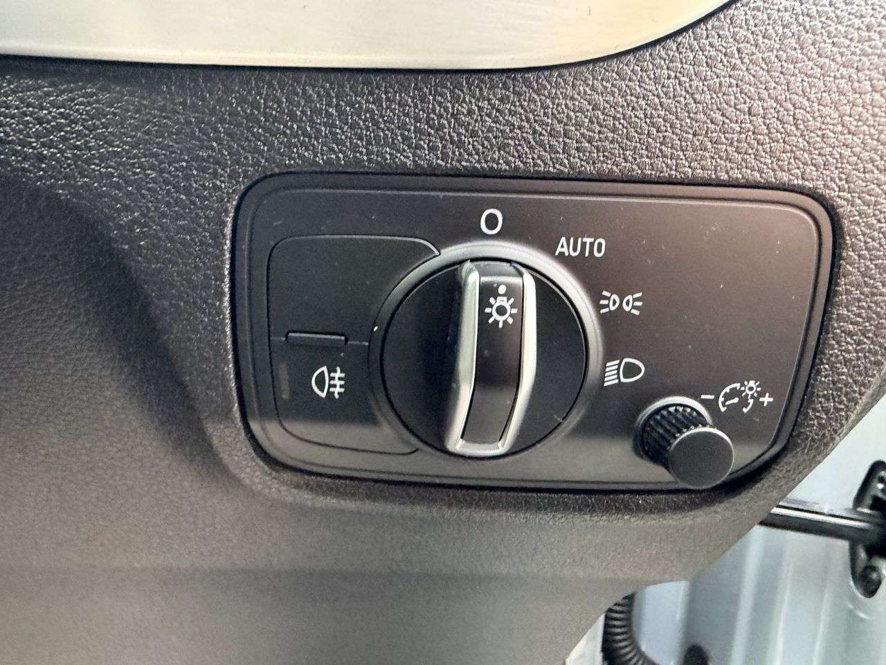 2023 AUDI Q2 2023 AUDI Q2