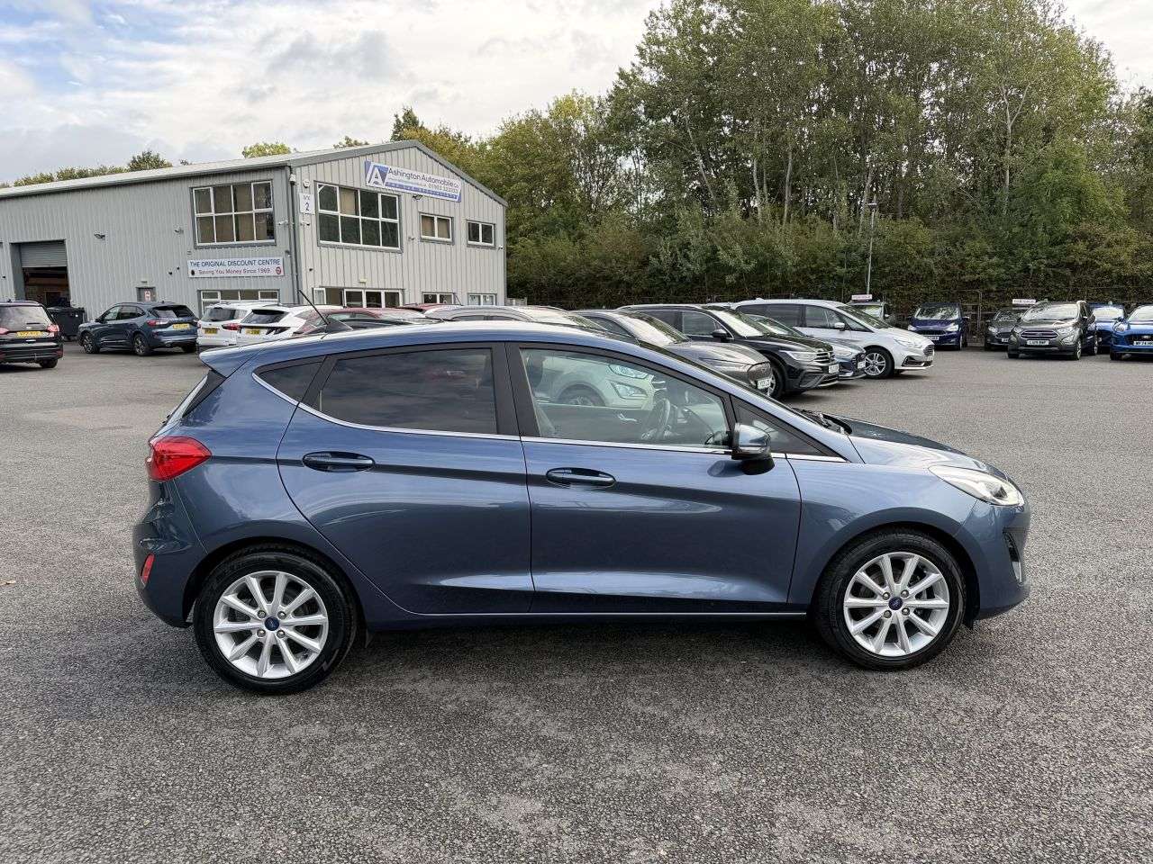 A 2020 FORD FIESTA TITANIUM A 2020 FORD FIESTA TITANIUM