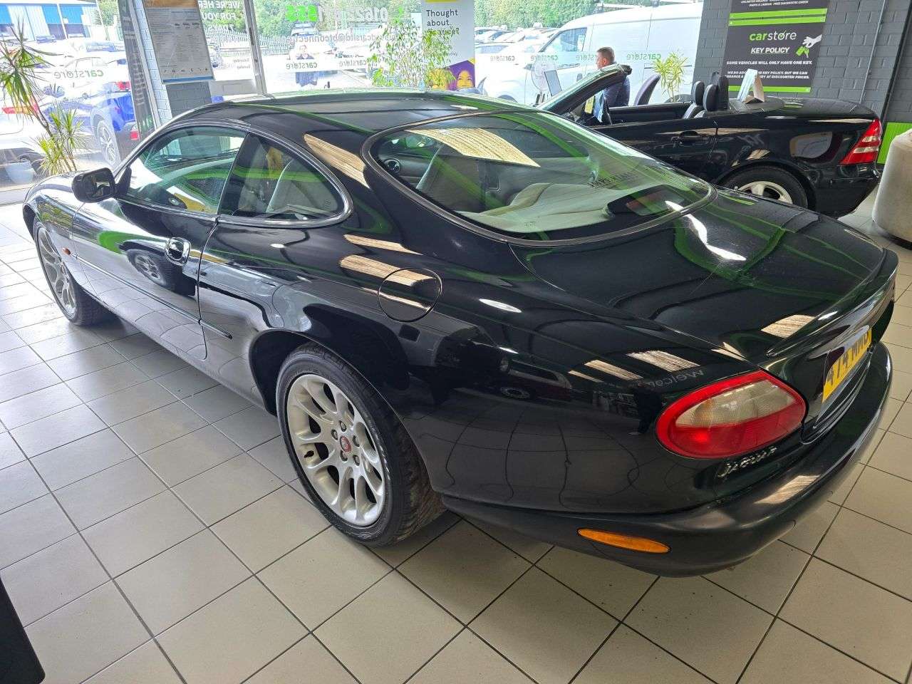 2000 JAGUAR XJR 2000 JAGUAR XJR