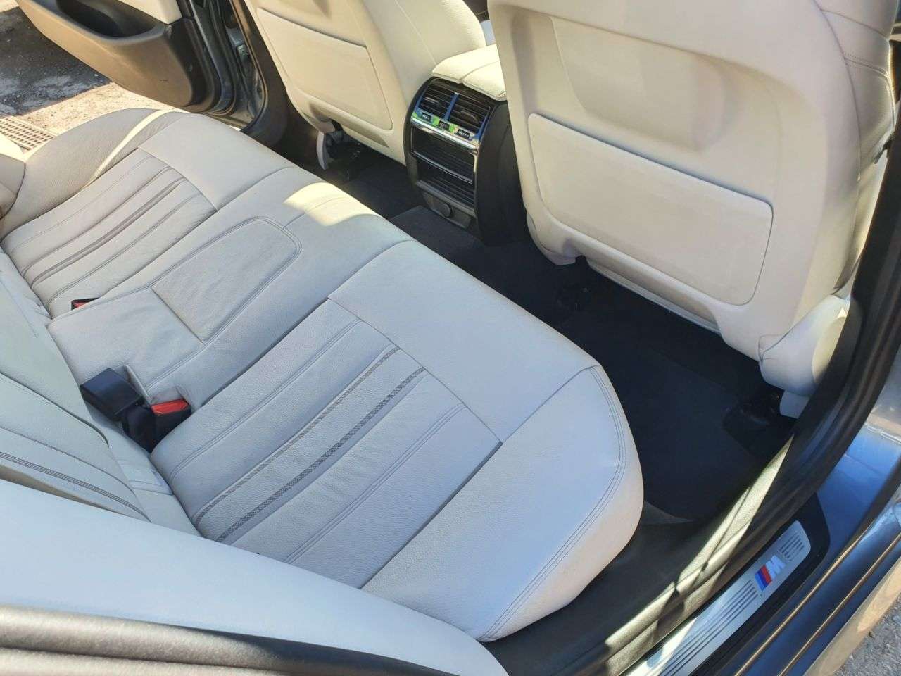 2019 BMW 5 SERIES 2019 BMW 5 SERIES