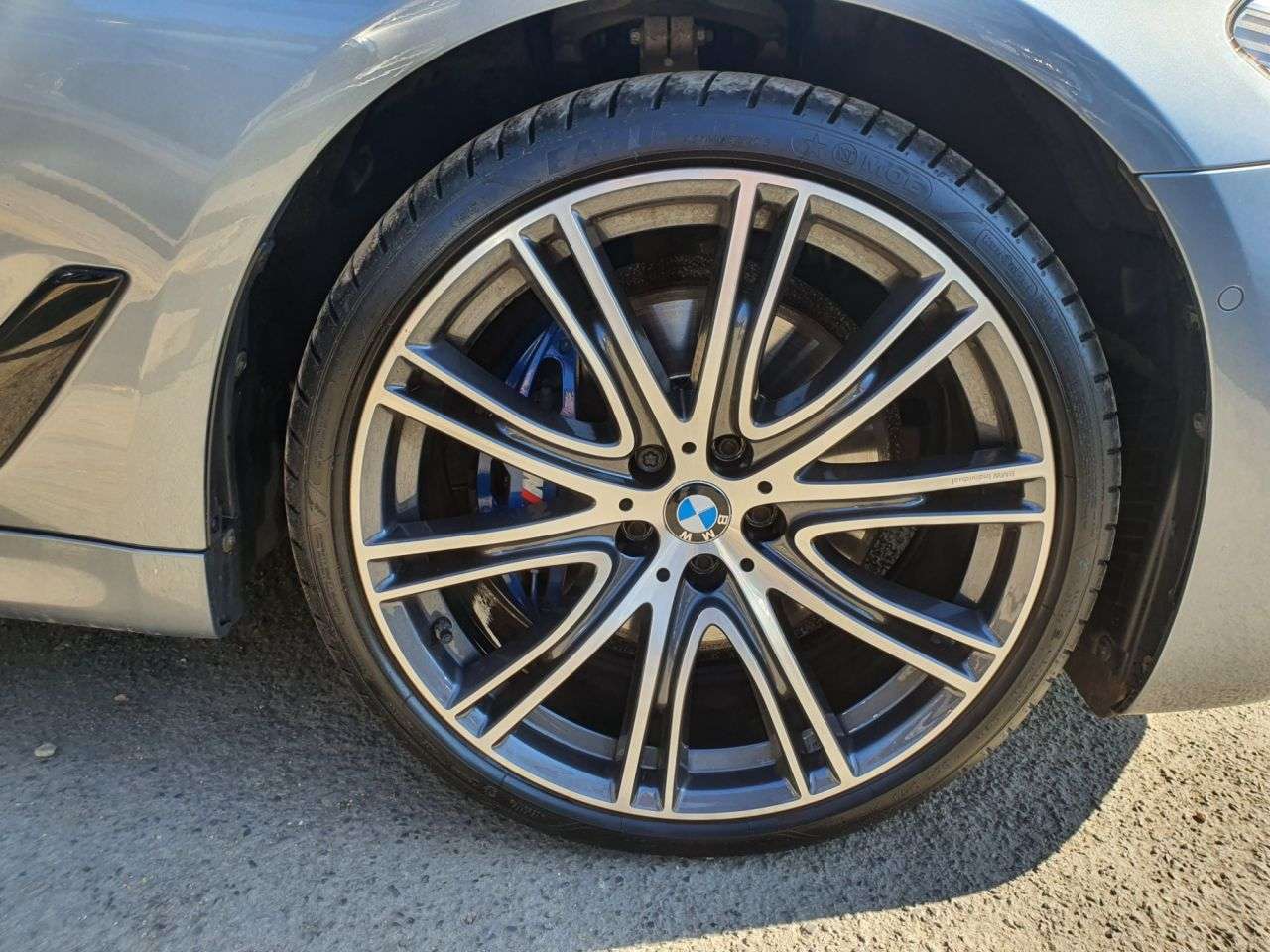 2019 BMW 5 SERIES 2019 BMW 5 SERIES