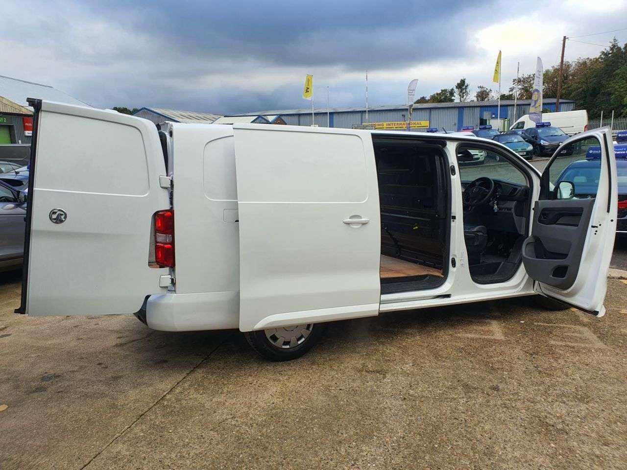 2019 VAUXHALL VIVARO 2019 VAUXHALL VIVARO