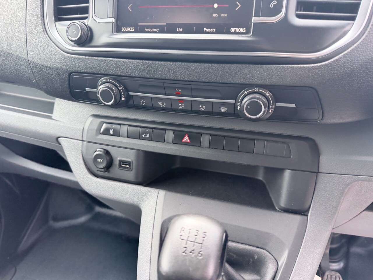 2019 VAUXHALL VIVARO 2019 VAUXHALL VIVARO