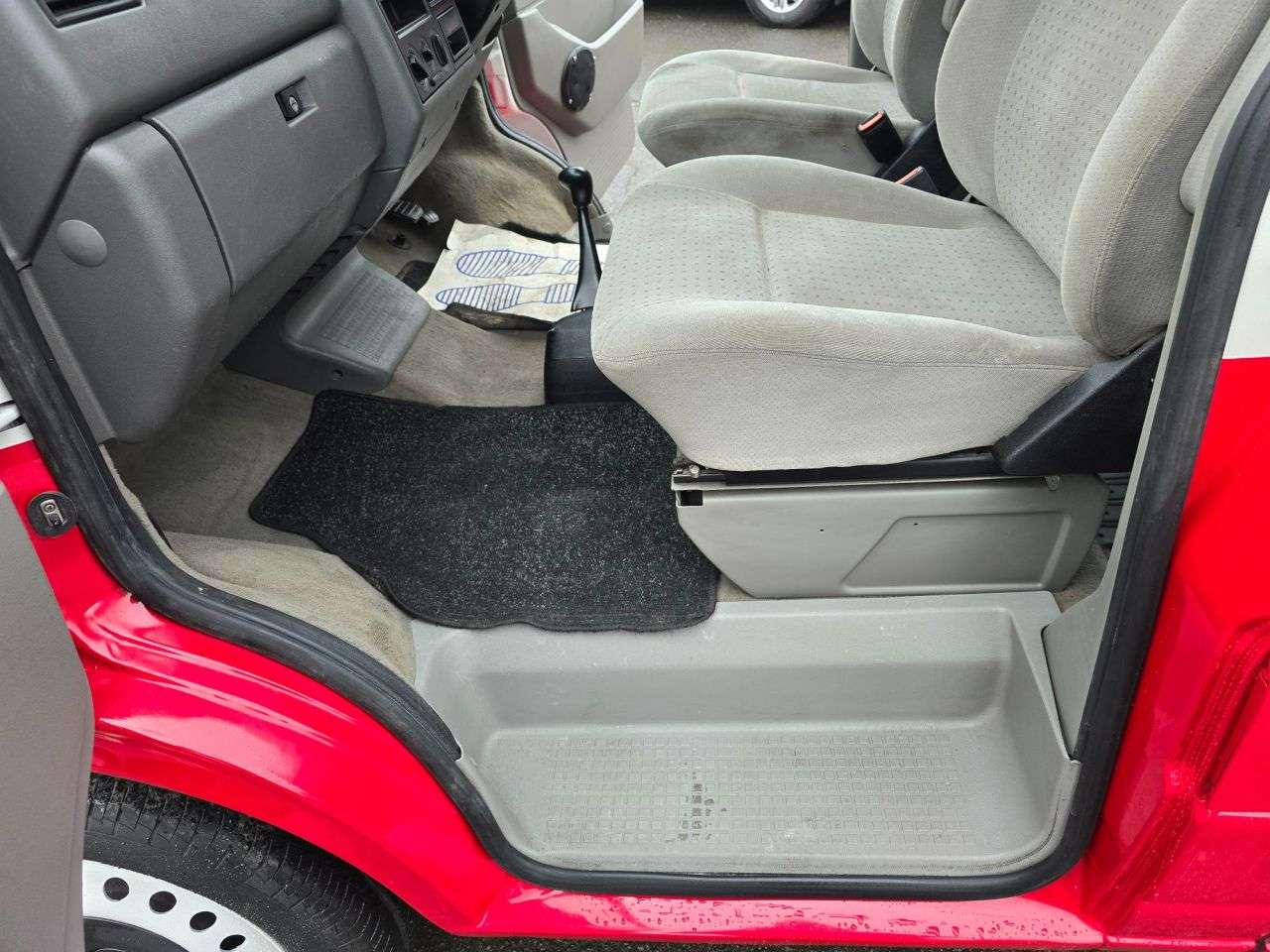 2000 VOLKSWAGEN CARAVELLE 2000 VOLKSWAGEN CARAVELLE