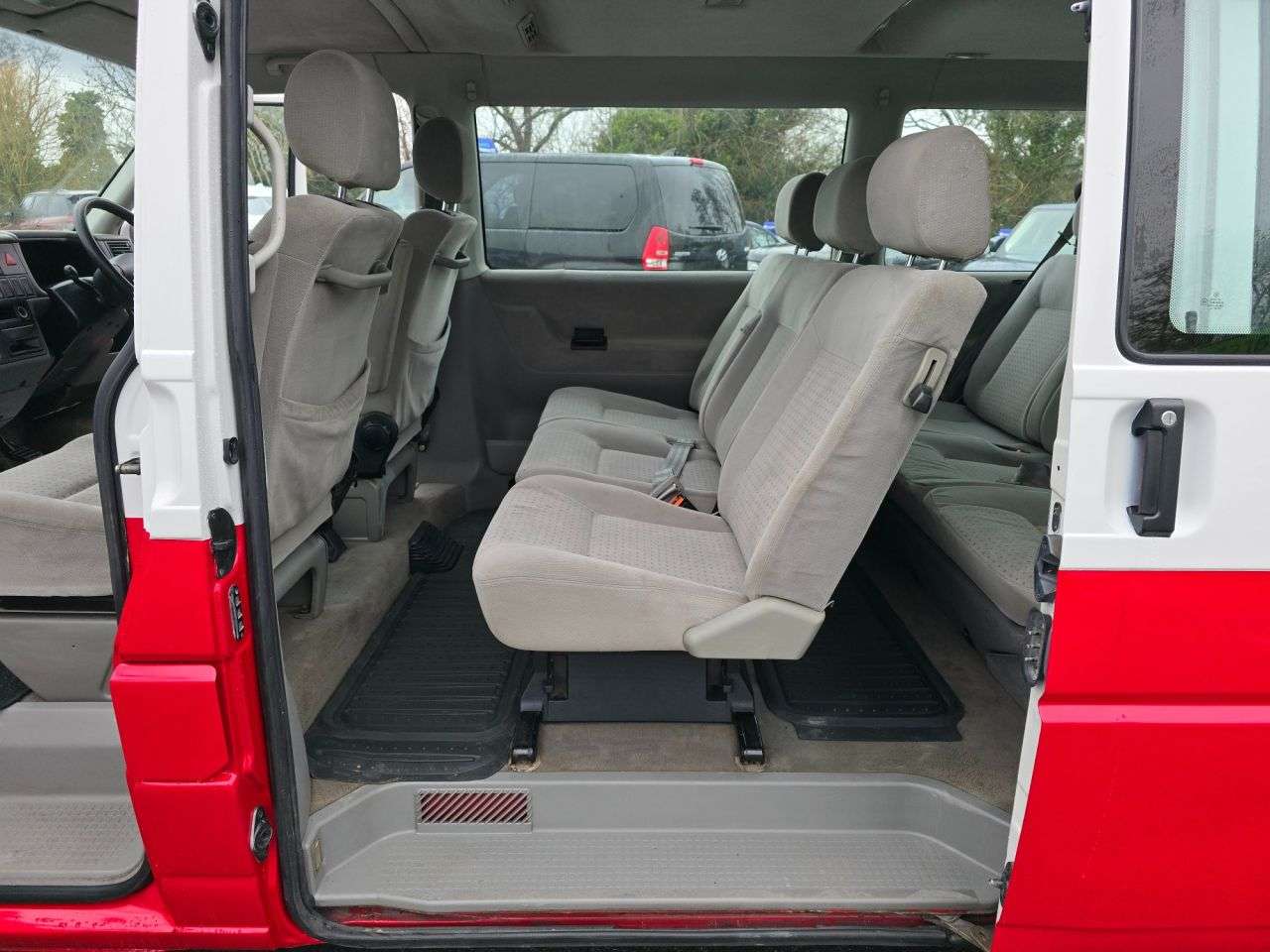 2000 VOLKSWAGEN CARAVELLE 2000 VOLKSWAGEN CARAVELLE