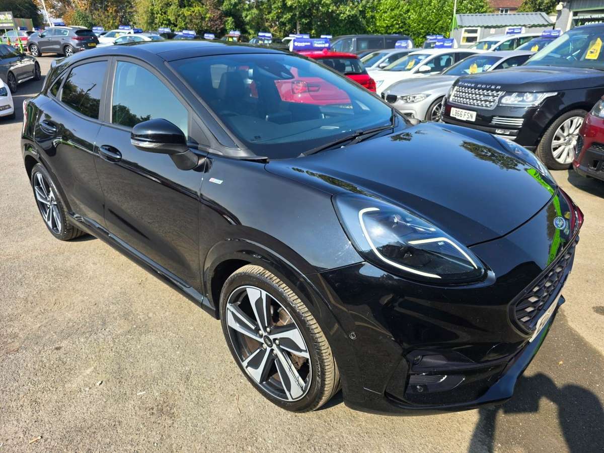 Check out this Ford Puma 2020 Petrol Manual