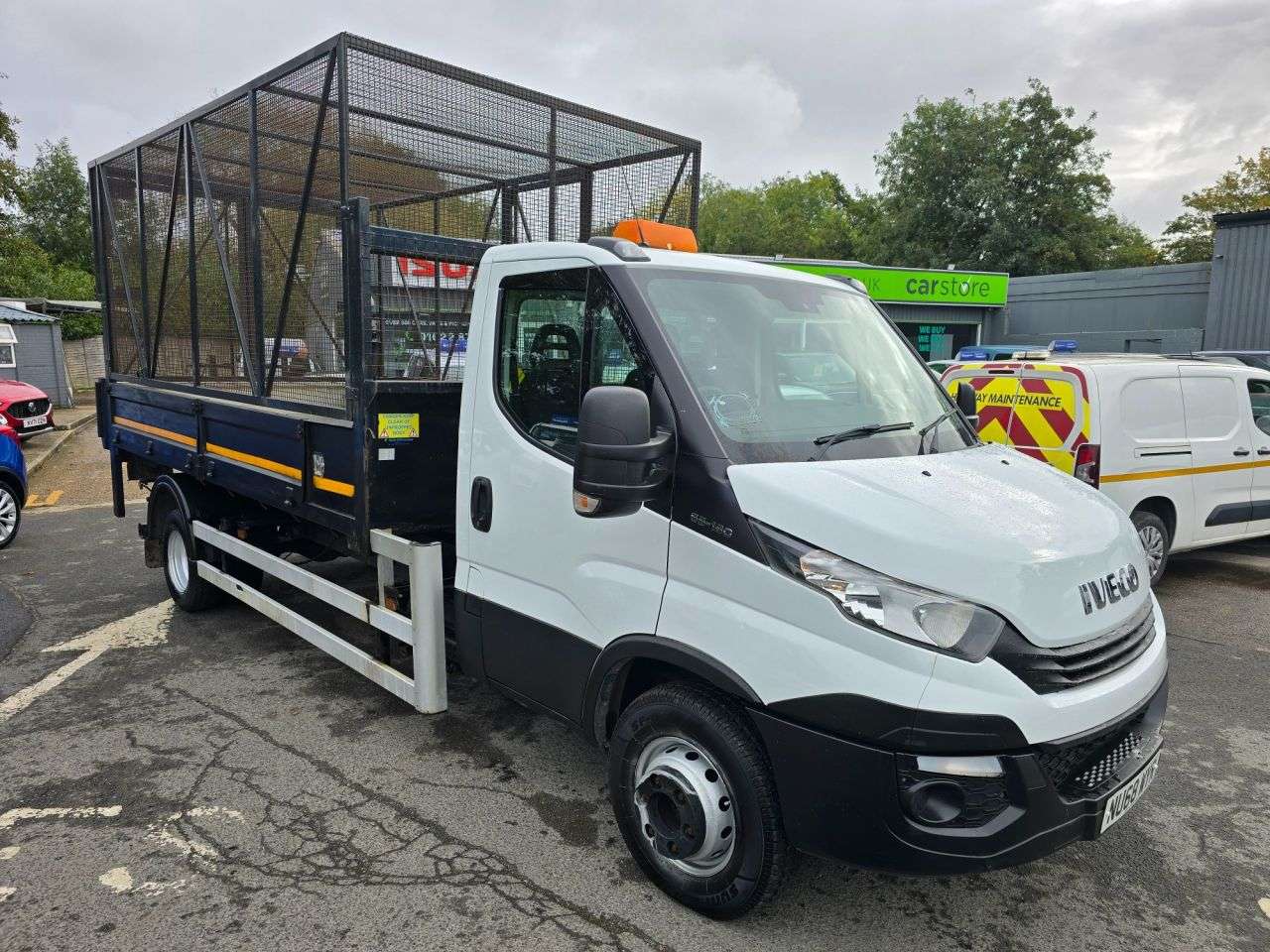 A 2019 IVECO DAILY 3.0D HPI 65C caged Tipper in white, 45,000 miles, 1 owner, Euro 6 ULEZ, 6.5 A 2019 IVECO DAILY 3.0D HPI 65C caged Tipper in white, 45,000 miles, 1 owner, Euro 6 ULEZ, 6.5