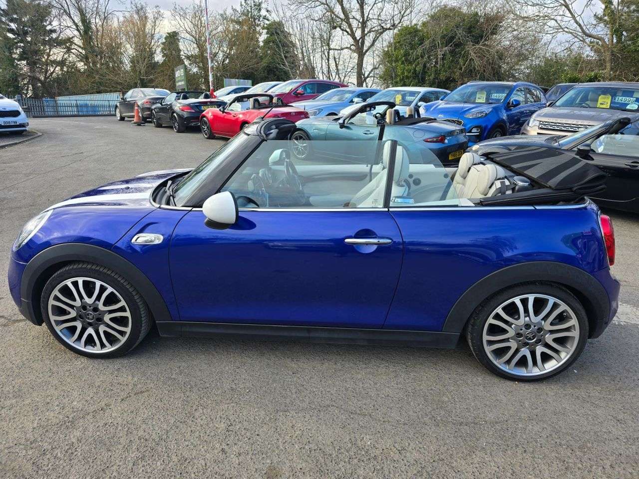 2018 MINI CONVERTIBLE 2018 MINI CONVERTIBLE