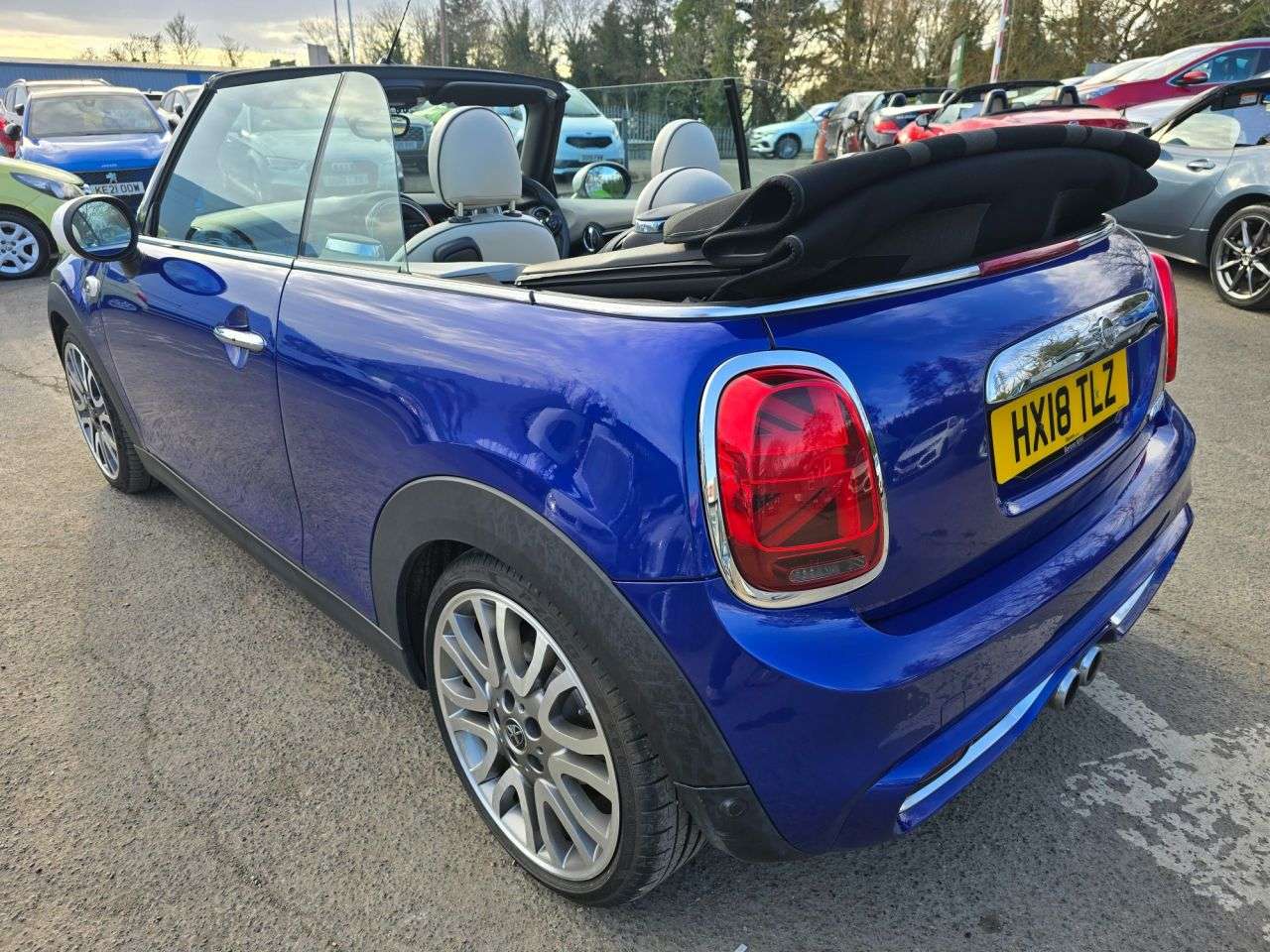 2018 MINI CONVERTIBLE 2018 MINI CONVERTIBLE