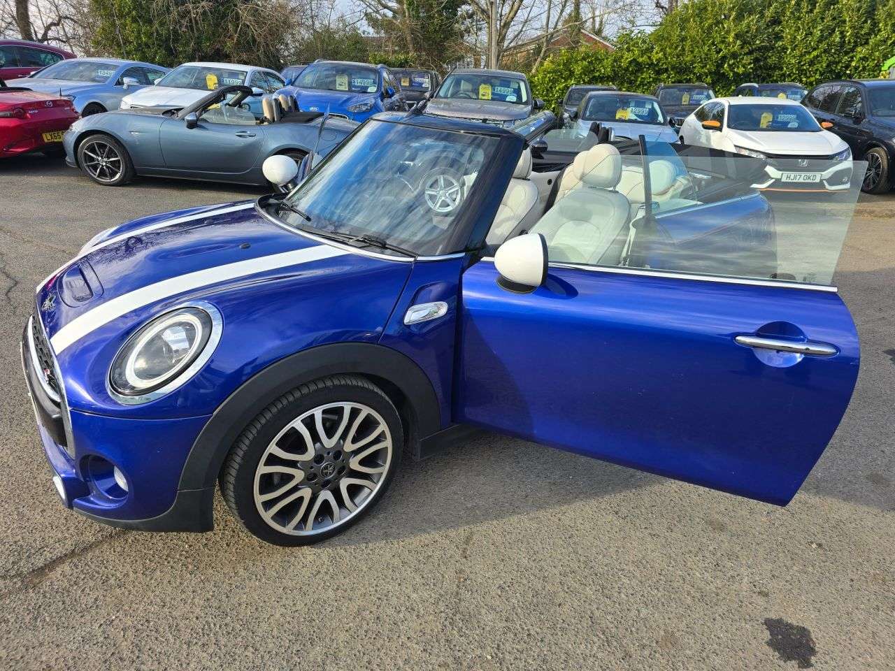 2018 MINI CONVERTIBLE 2018 MINI CONVERTIBLE
