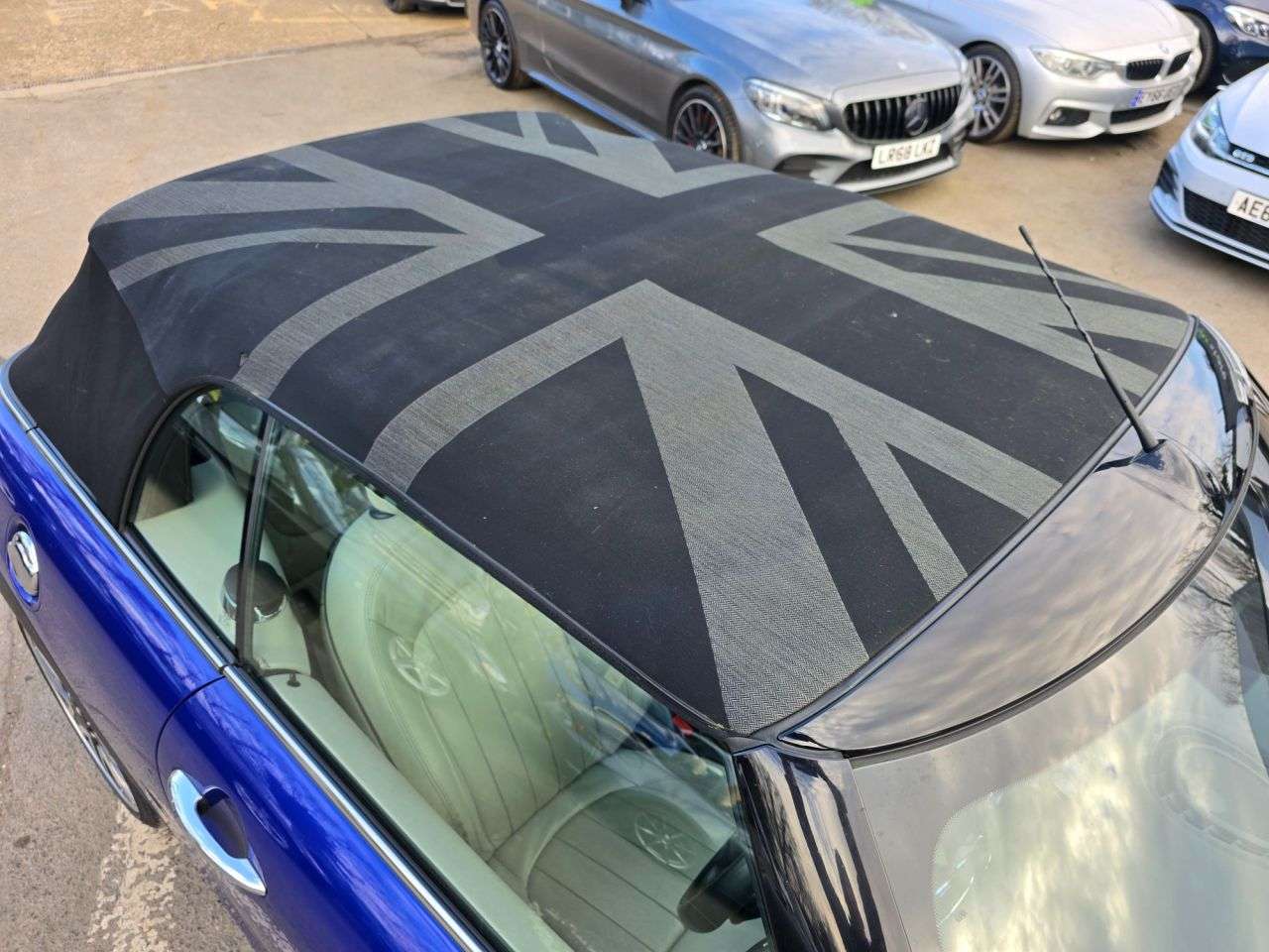 2018 MINI CONVERTIBLE 2018 MINI CONVERTIBLE