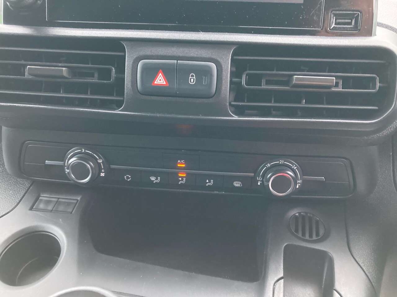 2021 PEUGEOT PARTNER 2021 PEUGEOT PARTNER