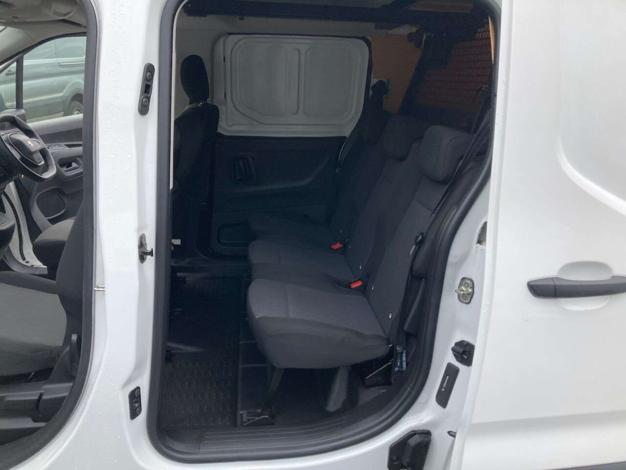 2021 PEUGEOT PARTNER 2021 PEUGEOT PARTNER