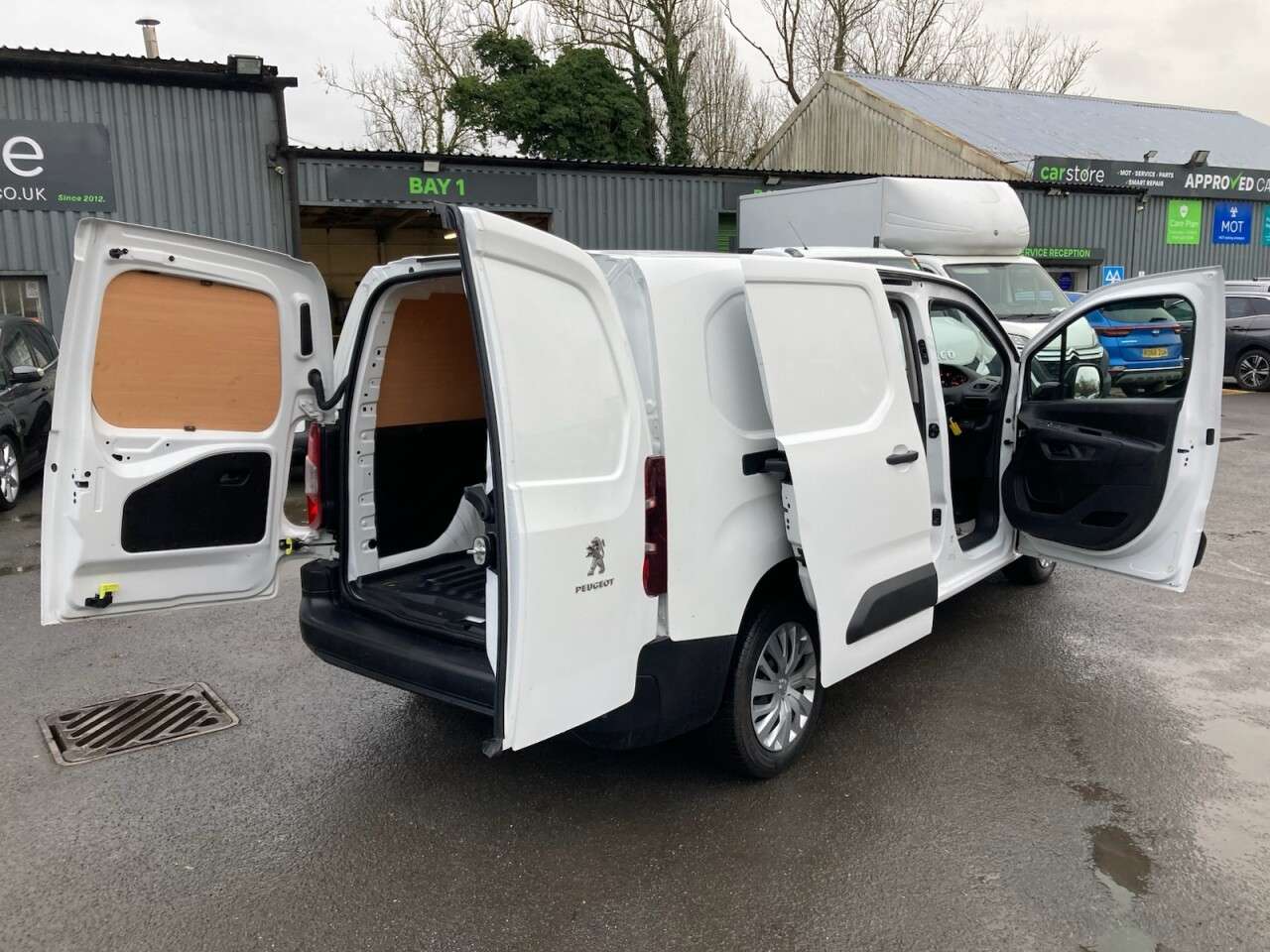 2021 PEUGEOT PARTNER 2021 PEUGEOT PARTNER