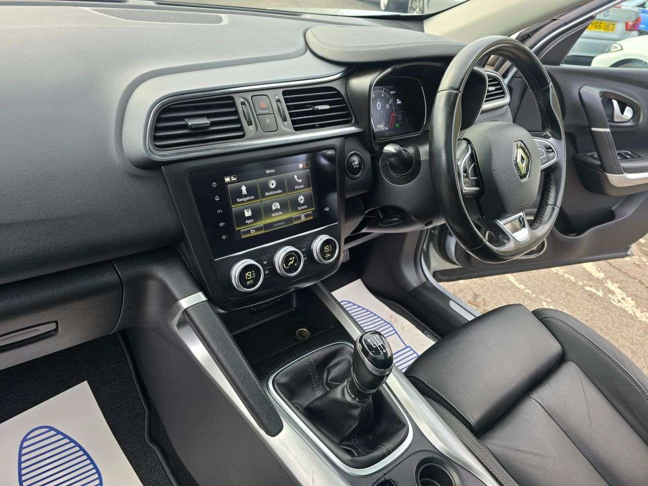 2019 RENAULT KADJAR 2019 RENAULT KADJAR