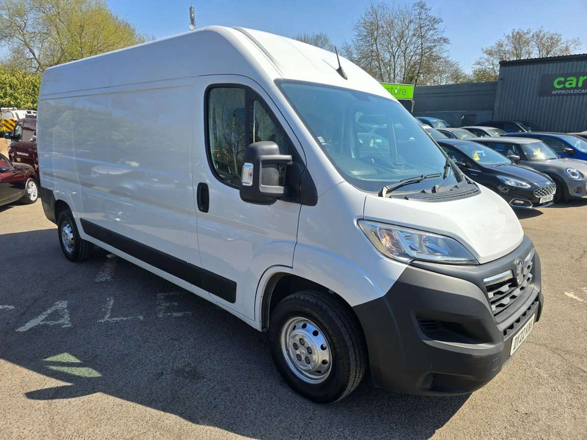 Check out this Vauxhall Movano 2022 Diesel Manual