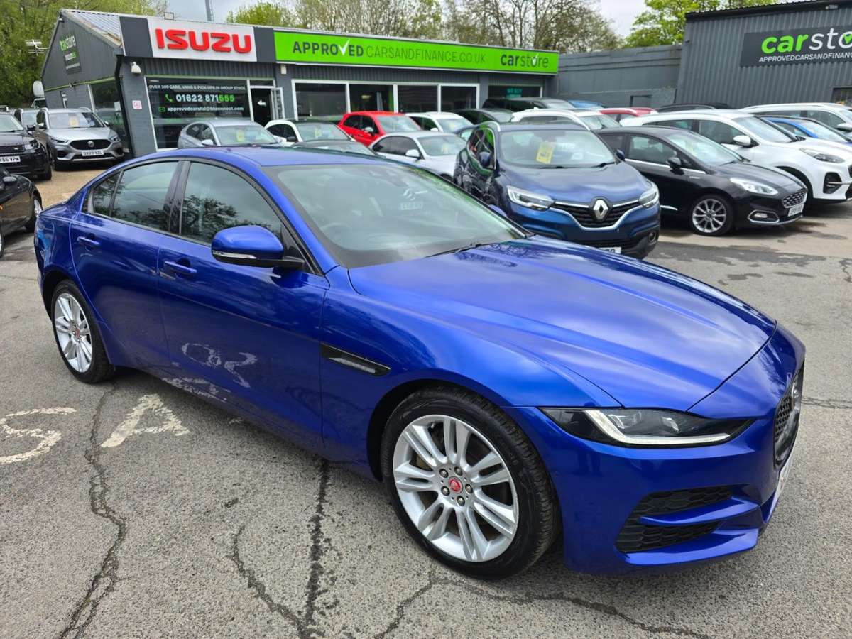 Check out this Jaguar Xe 2019 Diesel Automatic