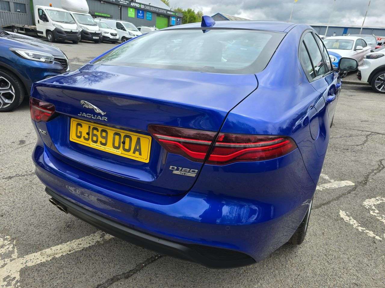 2019 JAGUAR XE 2019 JAGUAR XE