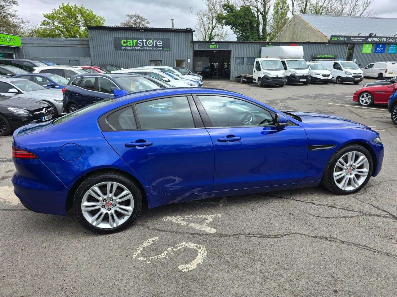 2019 JAGUAR XE 2019 JAGUAR XE