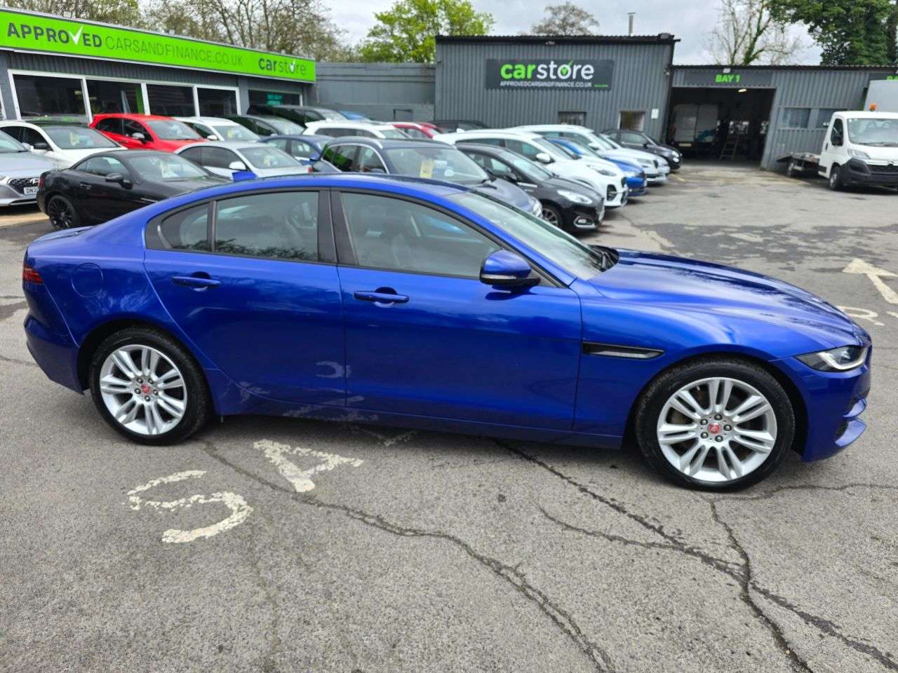 2019 JAGUAR XE 2019 JAGUAR XE