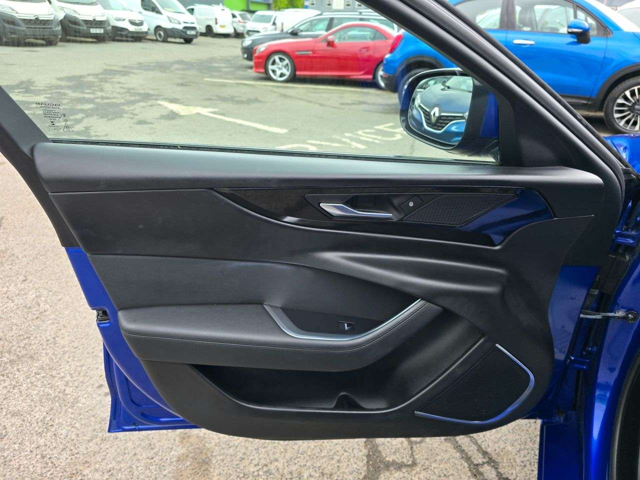 2019 JAGUAR XE 2019 JAGUAR XE