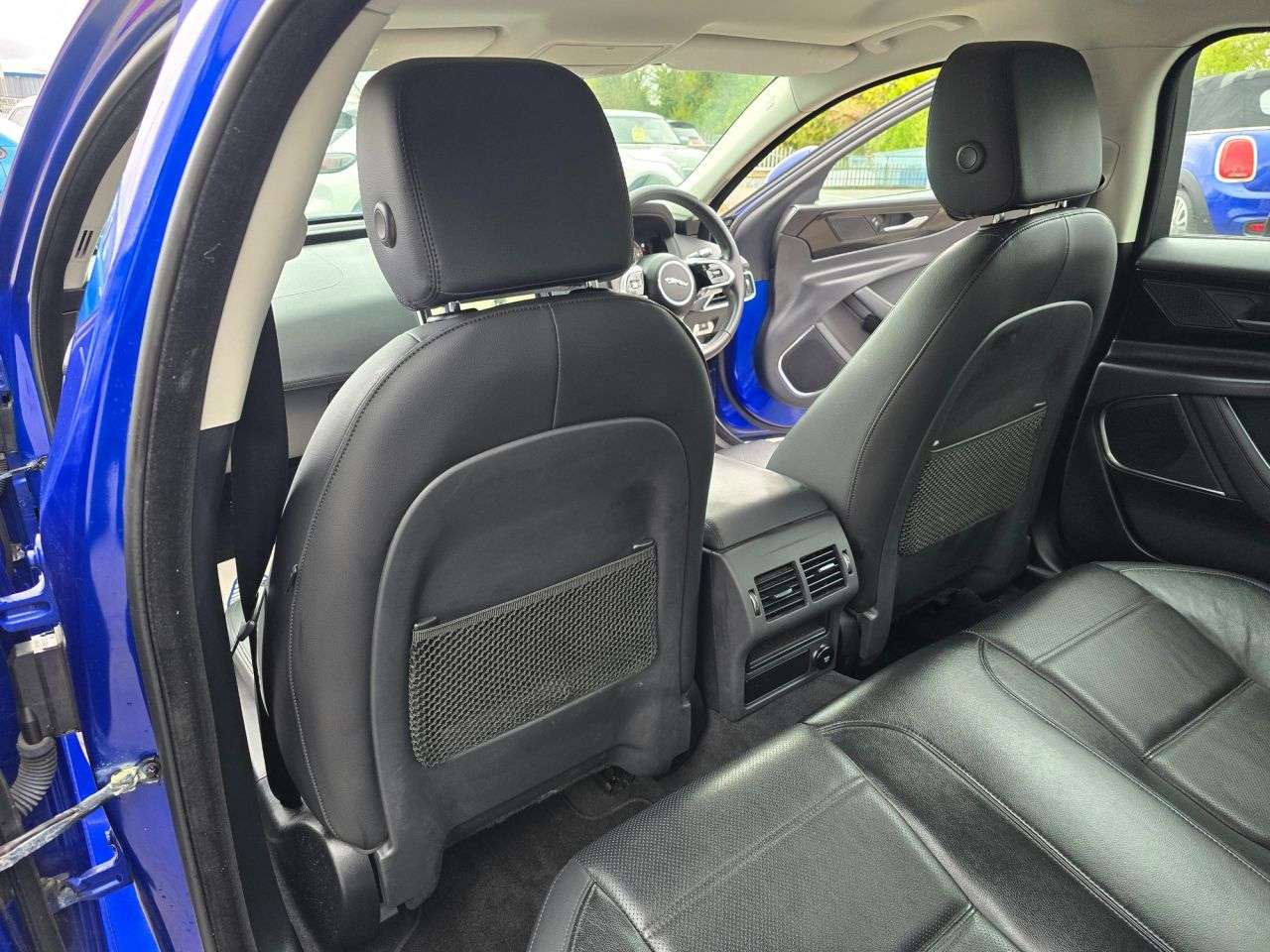 2019 JAGUAR XE 2019 JAGUAR XE