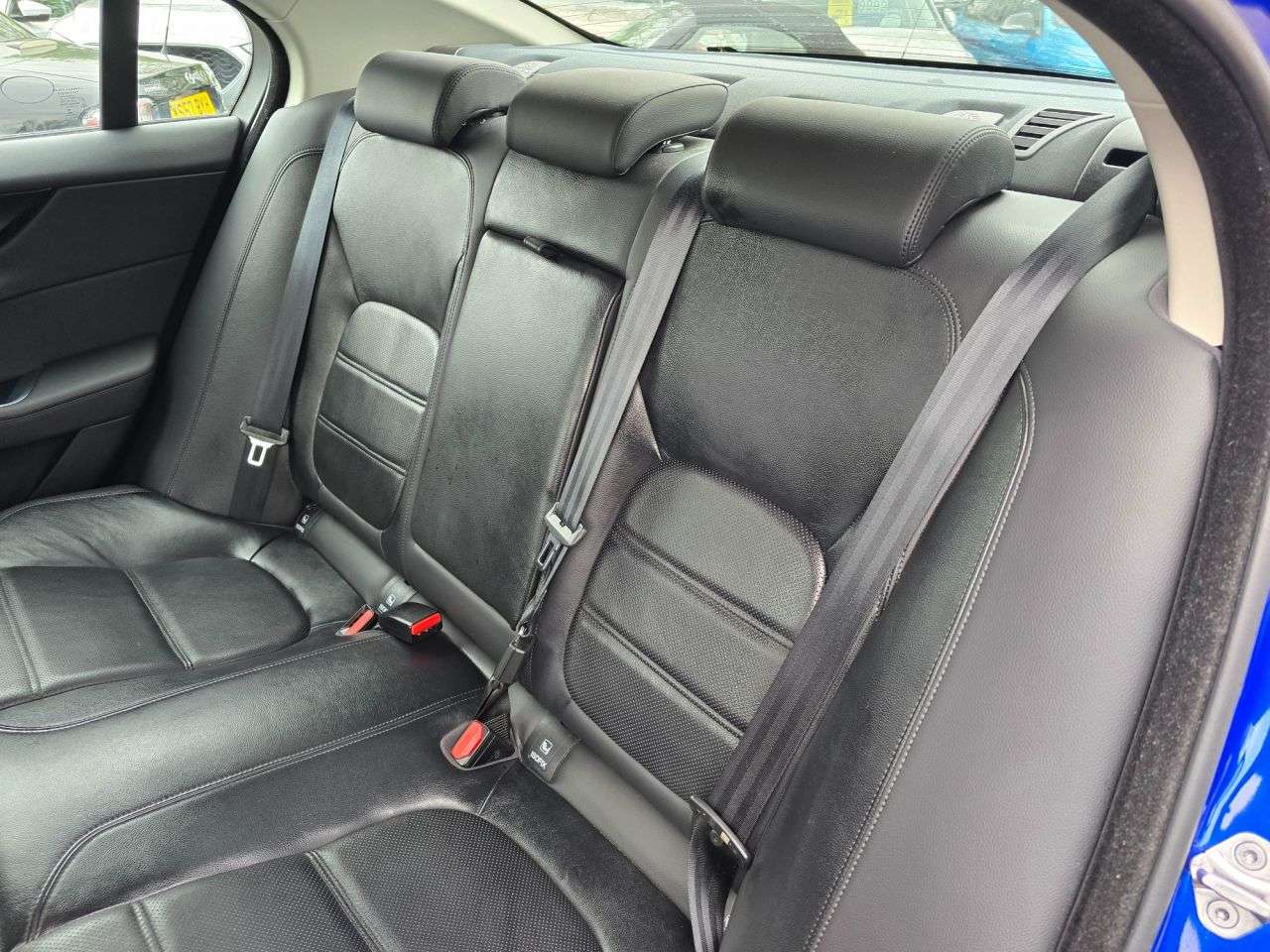 2019 JAGUAR XE 2019 JAGUAR XE