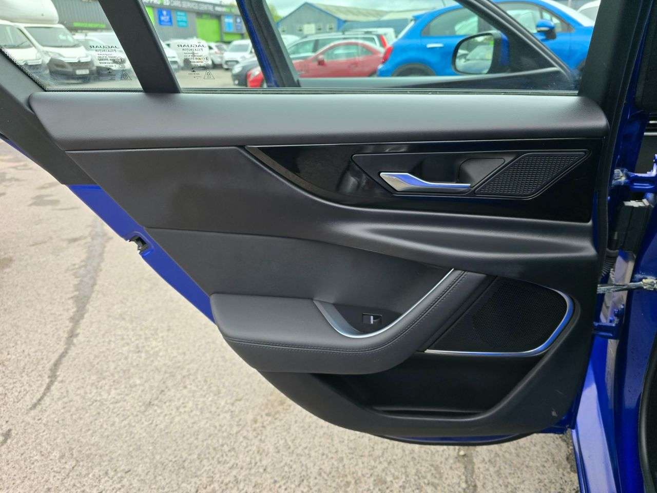 2019 JAGUAR XE 2019 JAGUAR XE