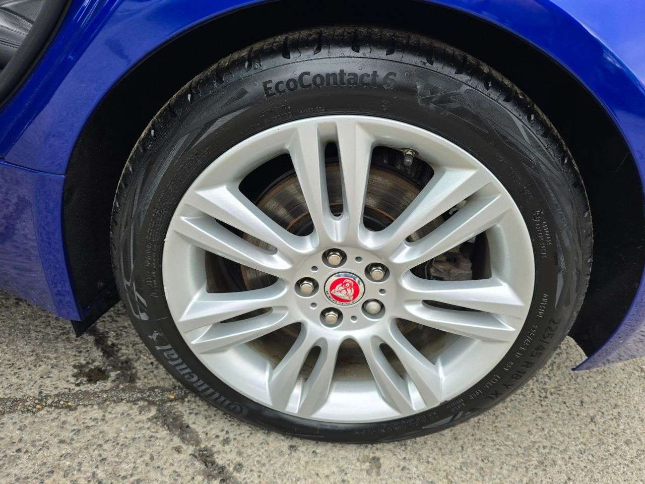 2019 JAGUAR XE 2019 JAGUAR XE