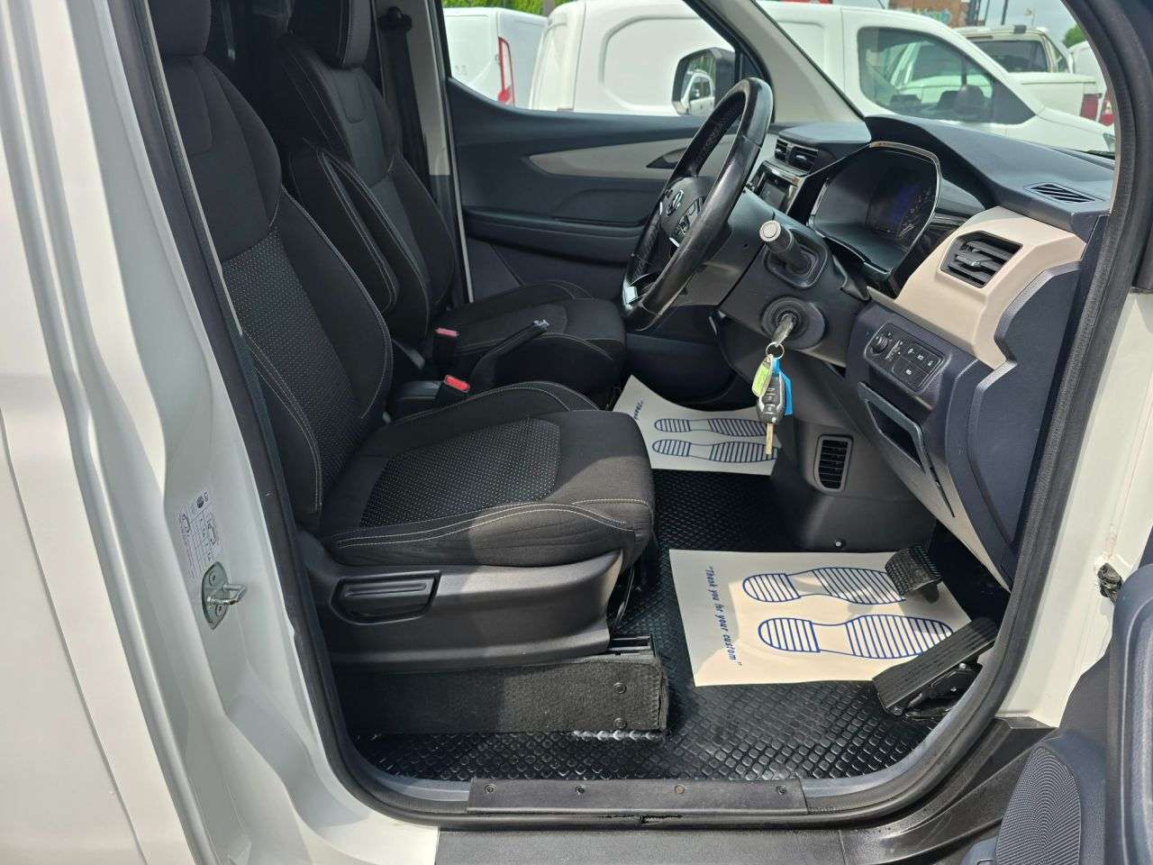 2022 MAXUS EDELIVER 3 2022 MAXUS EDELIVER 3