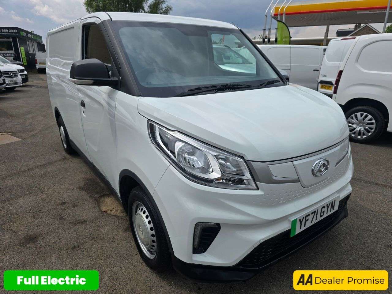 A 2022 MAXUS EDELIVER 3 35kWh Electric Van in White with 65,300 miles, 1 owner, ULEZ compliant, aut A 2022 MAXUS EDELIVER 3 35kWh Electric Van in White with 65,300 miles, 1 owner, ULEZ compliant, aut