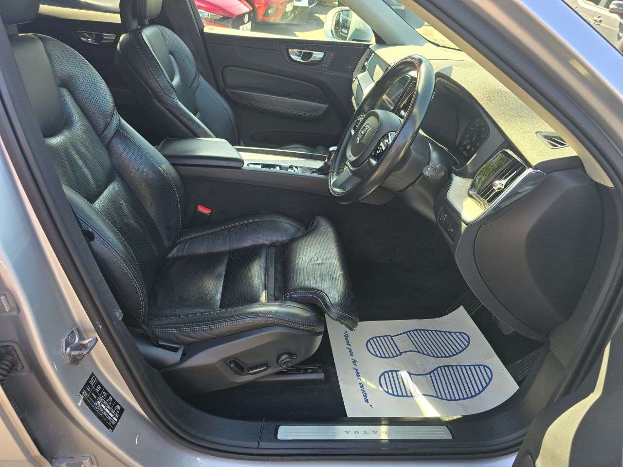 2018 VOLVO XC60 2018 VOLVO XC60