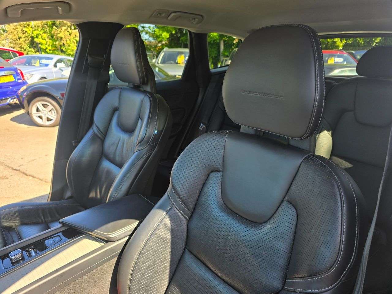 2018 VOLVO XC60 2018 VOLVO XC60