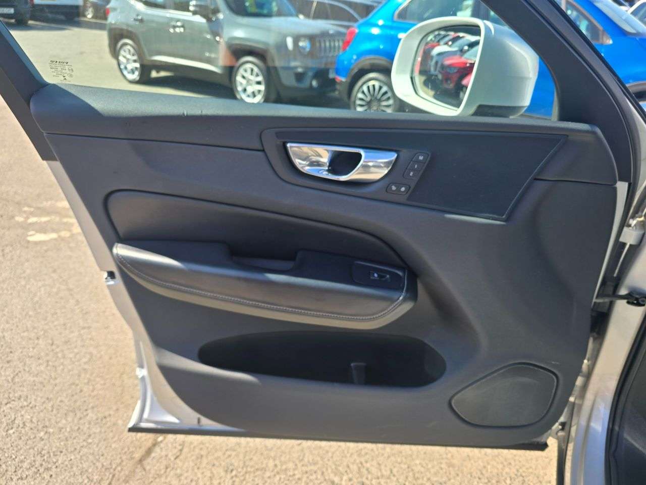 2018 VOLVO XC60 2018 VOLVO XC60