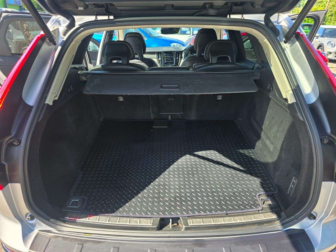 2018 VOLVO XC60 2018 VOLVO XC60