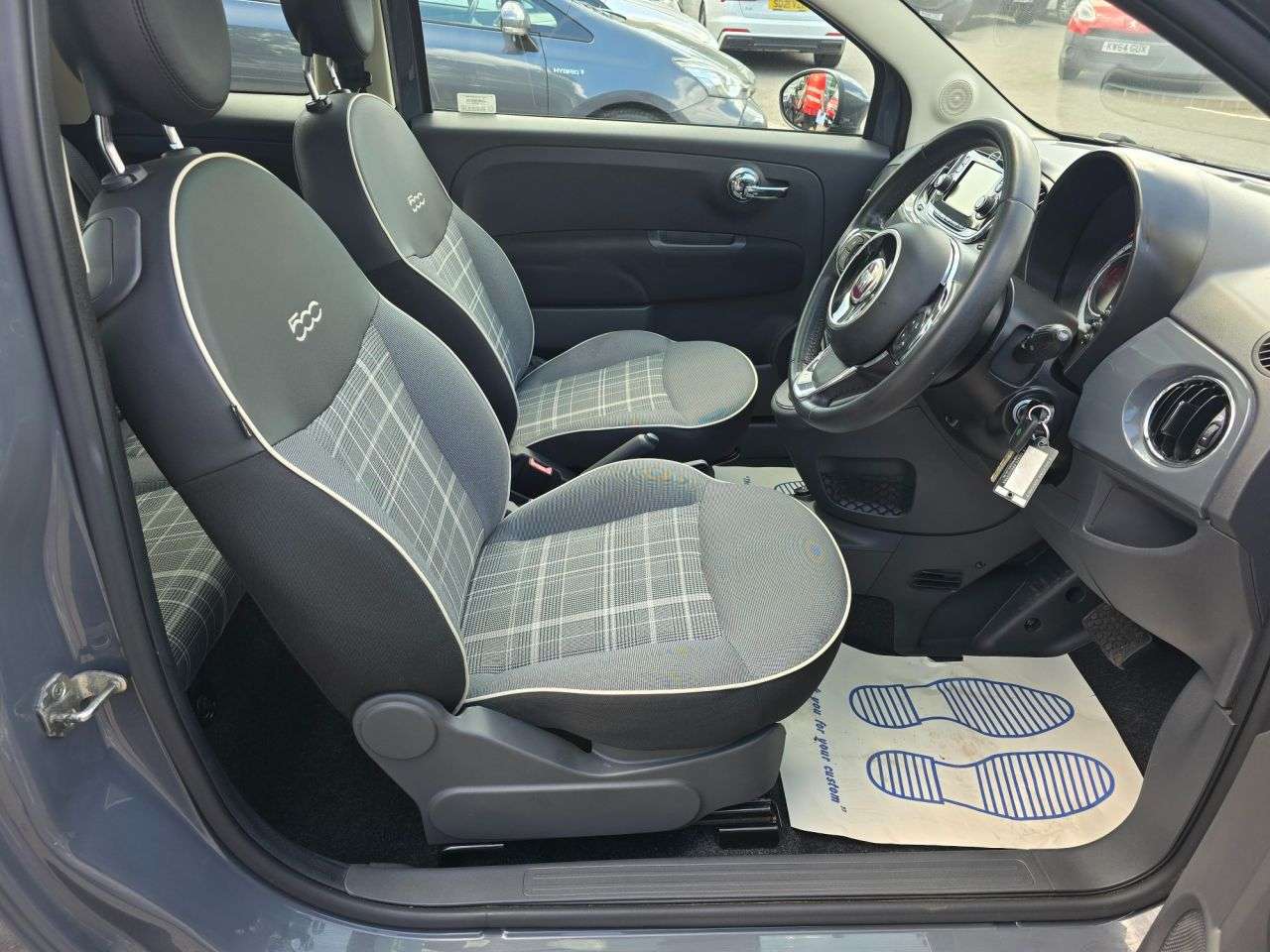 2016 FIAT 500 2016 FIAT 500