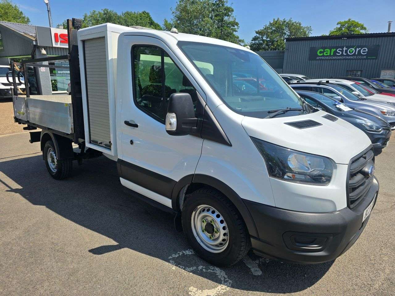 A 2021 FORD TRANSIT 2.0 350 EcoBlue Tipper in white, 46,618 miles, 1 owner, FSH, ULEZ Euro 6, a A 2021 FORD TRANSIT 2.0 350 EcoBlue Tipper in white, 46,618 miles, 1 owner, FSH, ULEZ Euro 6, a
